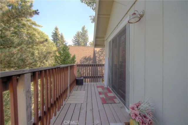24896 Matterhorn Court, Crestline, CA 92325