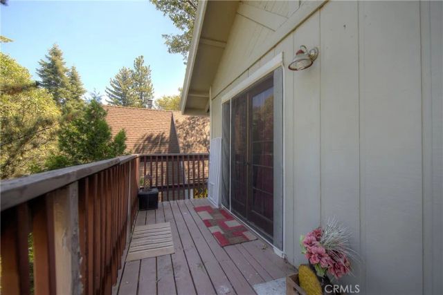 24896 Matterhorn Court, Crestline, CA 92325