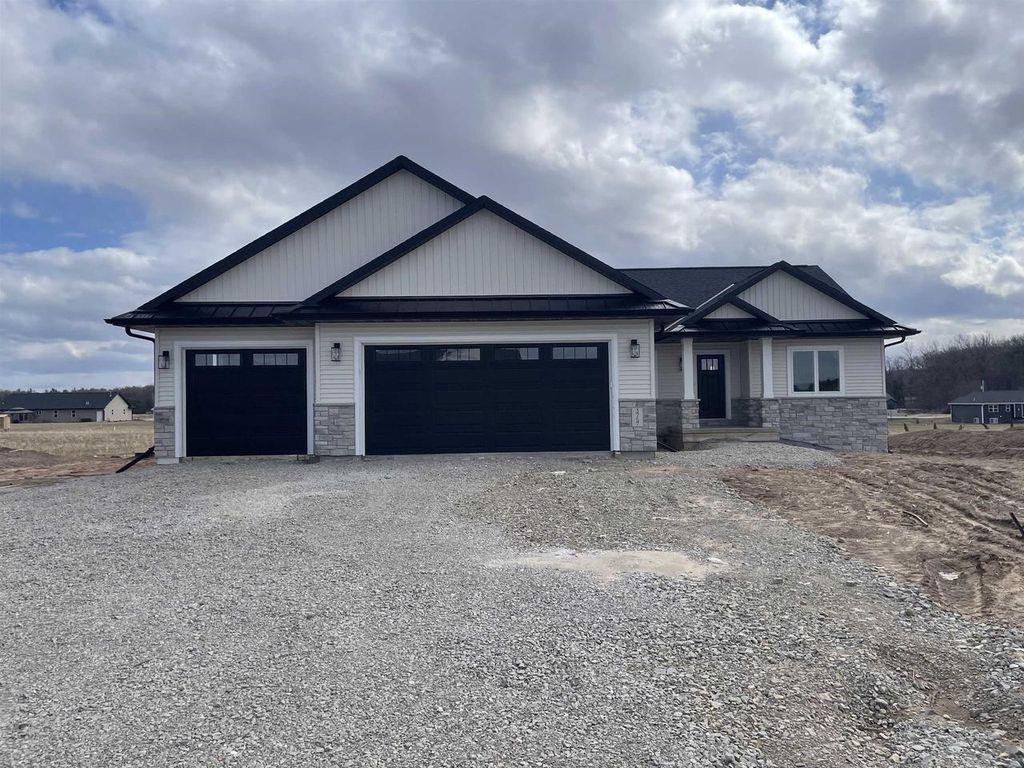 3757 EVELYN ROSE LANE, Suamico, WI 54313