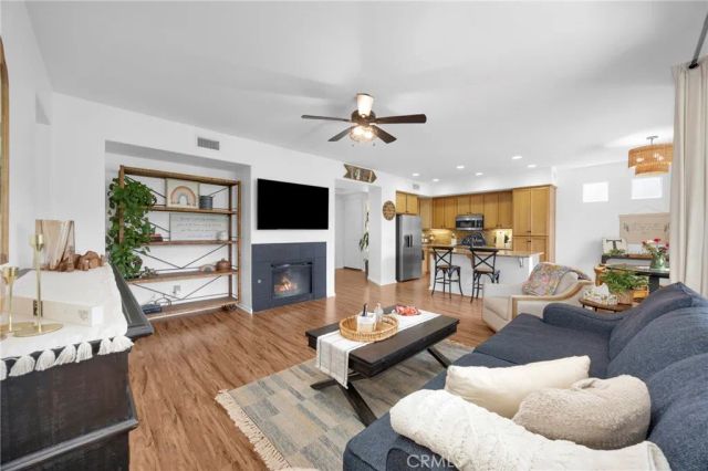 8963 Cuyamaca, Corona, CA 92883