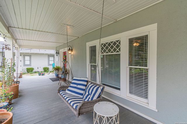 311 W MISTLETOE B, San Antonio, TX 78212
