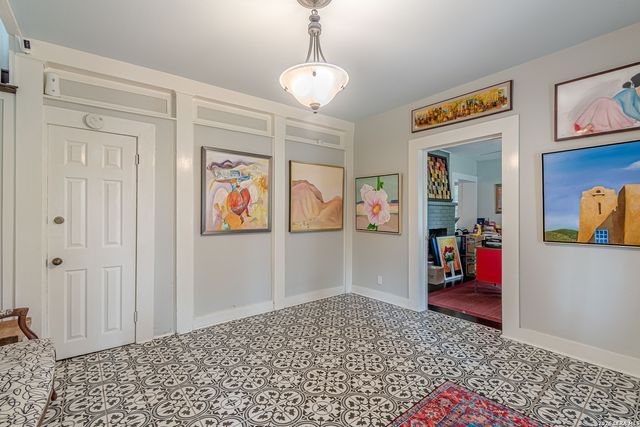 311 W MISTLETOE B, San Antonio, TX 78212