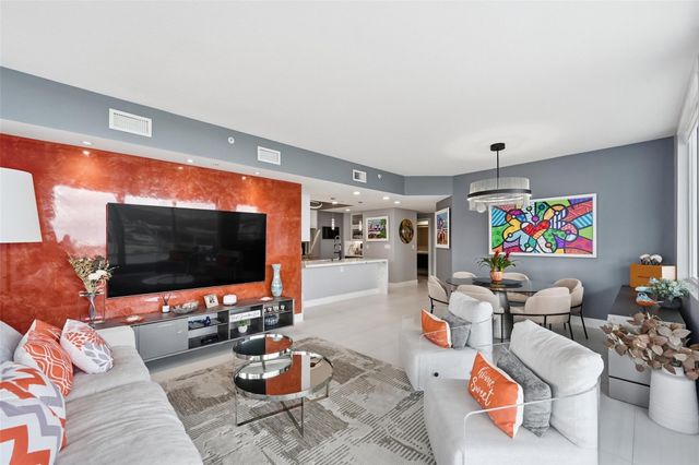 315 NE 3rd Avenue 1006, Fort Lauderdale, FL 33301