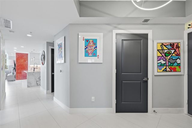 315 NE 3rd Avenue 1006, Fort Lauderdale, FL 33301