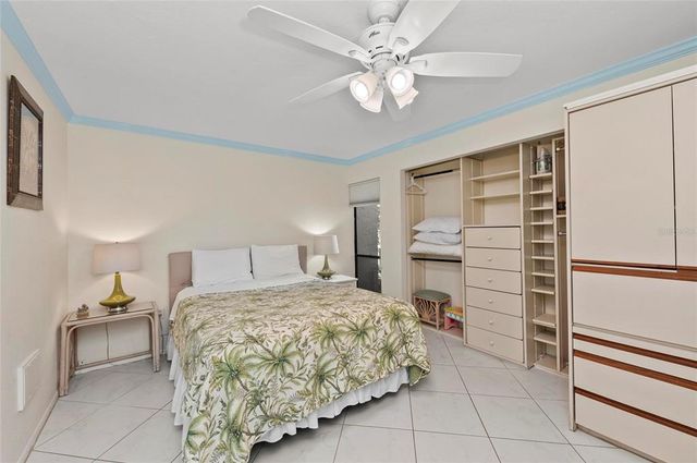 6342 MIDNIGHT PASS ROAD 212, Sarasota, FL 34242