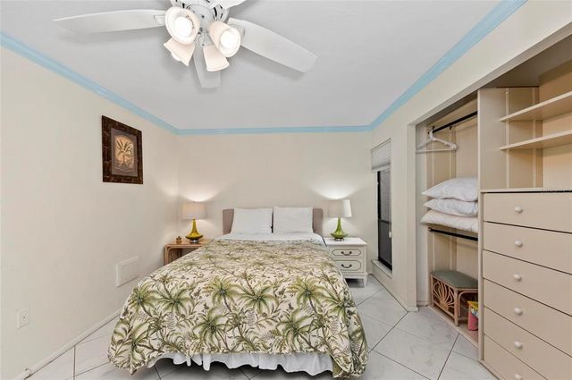 6342 MIDNIGHT PASS ROAD 212, Sarasota, FL 34242