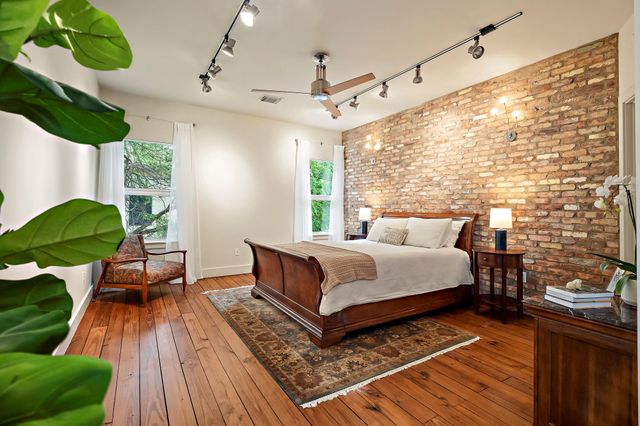 1205 Kinney Ave A, Austin, TX 78704