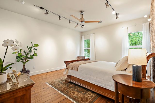 1205 Kinney Ave A, Austin, TX 78704