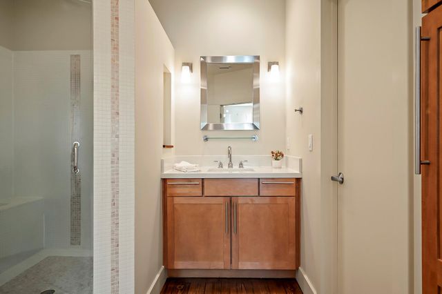 1205 Kinney Ave A, Austin, TX 78704