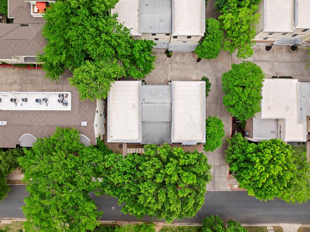 1205 Kinney Ave A, Austin, TX 78704