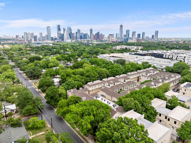 1205 Kinney Ave A, Austin, TX 78704