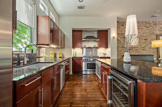 1205 Kinney Ave A, Austin, TX 78704