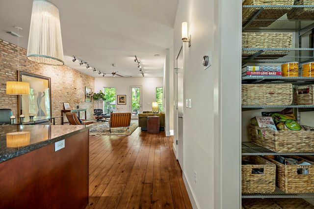 1205 Kinney Ave A, Austin, TX 78704