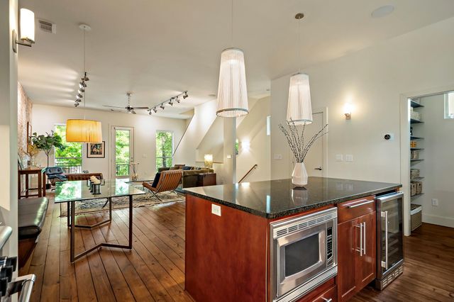 1205 Kinney Ave A, Austin, TX 78704