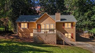 2276 Mohawk Trail, Acworth, GA 30102