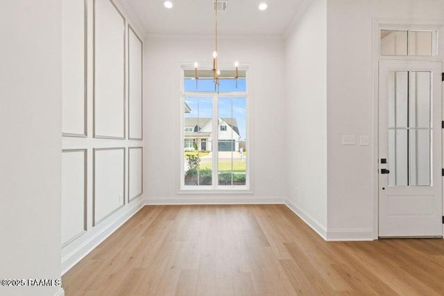 407 Sunshine Rise Drive, Broussard, LA 70518