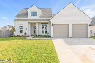 407 Sunshine Rise Drive, Broussard, LA 70518