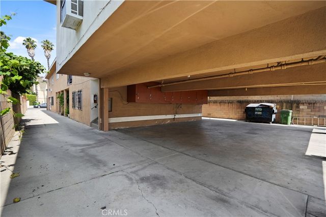 2614 S Garth, Los Angeles, CA 90034