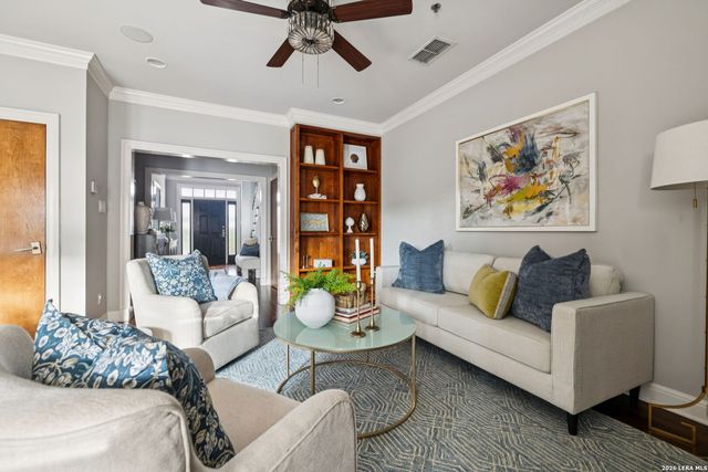 158 Katherine Ct B, San Antonio, TX 78209