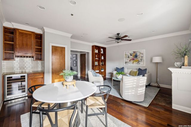 158 Katherine Ct B, San Antonio, TX 78209