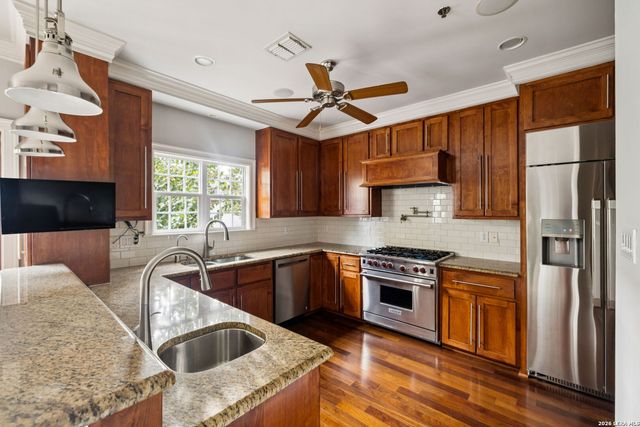 158 Katherine Ct B, San Antonio, TX 78209