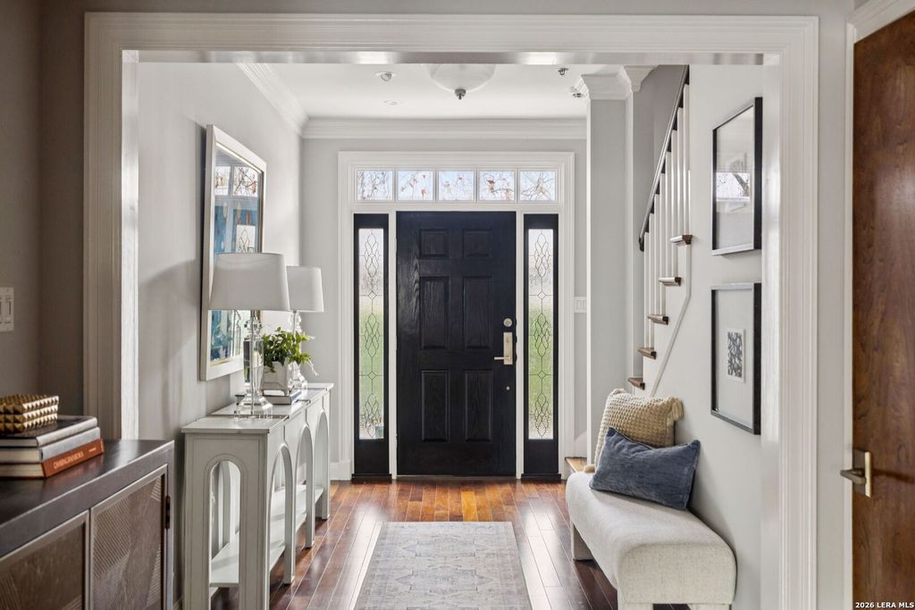 158 Katherine Ct B, San Antonio, TX 78209