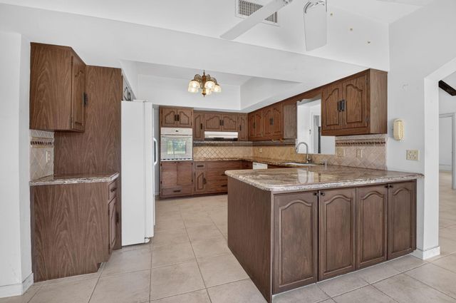 5688 WIND DRIFT Lane, Boca Raton, FL 33433