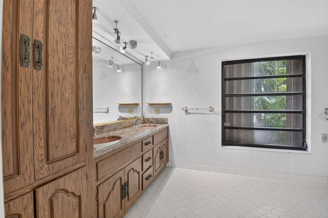 5688 WIND DRIFT Lane, Boca Raton, FL 33433