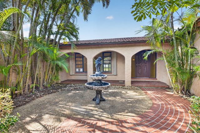 5688 WIND DRIFT Lane, Boca Raton, FL 33433
