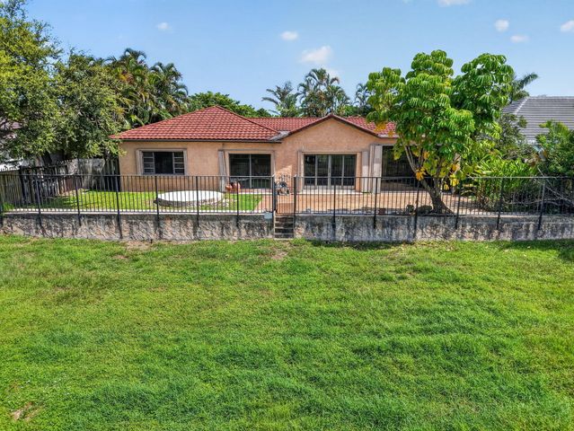 5688 WIND DRIFT Lane, Boca Raton, FL 33433