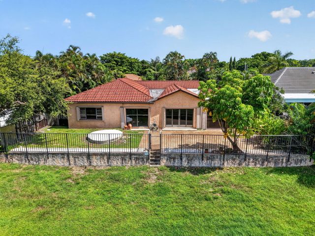 5688 WIND DRIFT Lane, Boca Raton, FL 33433