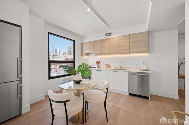 719 Larkin Street 404, San Francisco, CA 94109