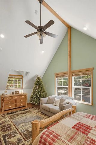 118 E Lane, Lake Arrowhead, CA 92352