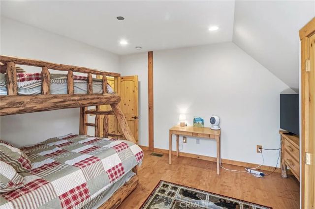 118 E Lane, Lake Arrowhead, CA 92352
