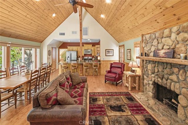 118 E Lane, Lake Arrowhead, CA 92352