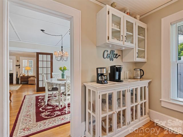 50 Epsom Street, Waynesville, NC 28786