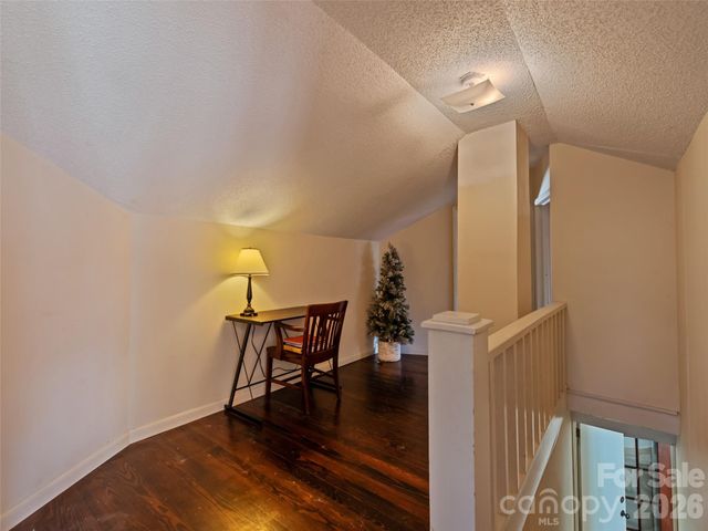 50 Epsom Street, Waynesville, NC 28786