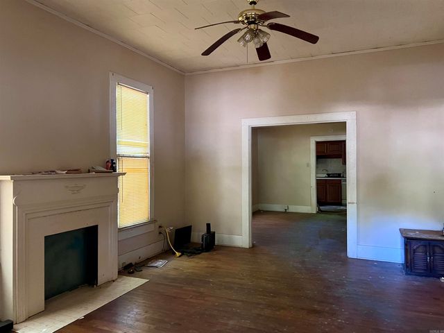 1113 W Grand Avenue, Hot Springs National Park, AR 71913