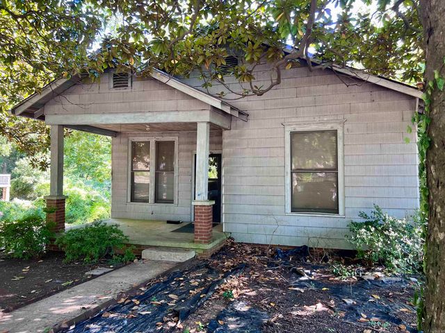 1113 W Grand Avenue, Hot Springs National Park, AR 71913