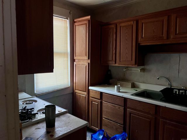 1113 W Grand Avenue, Hot Springs National Park, AR 71913