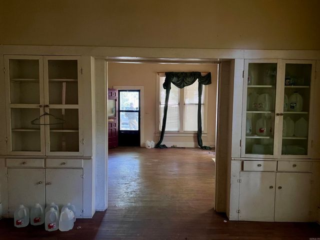 1113 W Grand Avenue, Hot Springs National Park, AR 71913