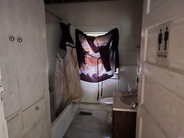 1113 W Grand Avenue, Hot Springs National Park, AR 71913