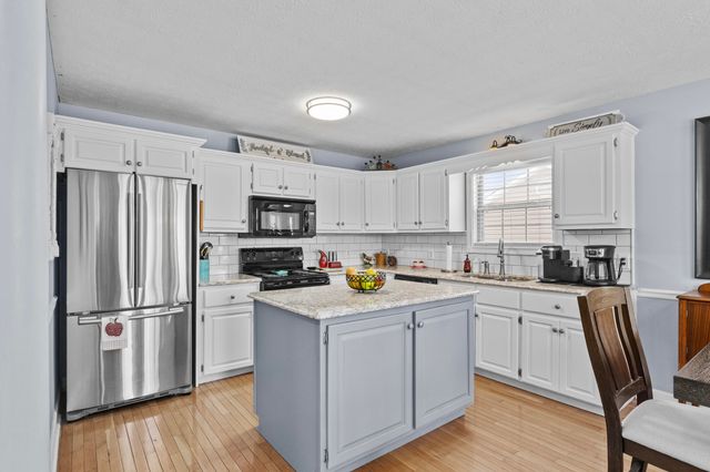 207 Foster Lane, Stanford, KY 40484