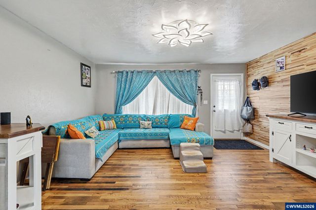 2235 Electric St SE, Salem, OR 97302