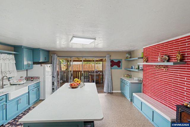 2235 Electric St SE, Salem, OR 97302