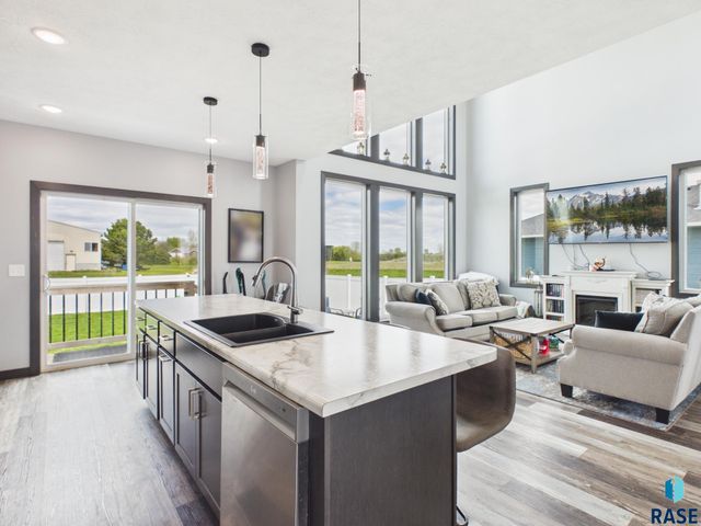 308 E 11th St Street, Crooks, SD 57020