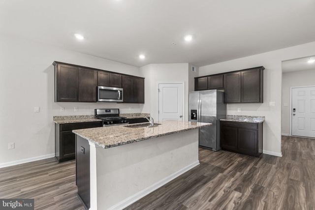 2070 POMONA WAY, Frederick, MD 21702