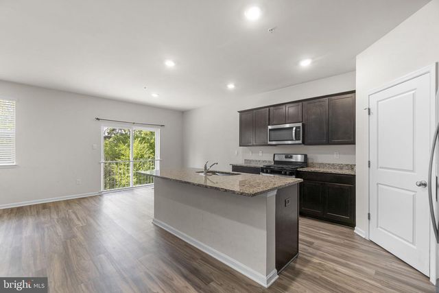 2070 POMONA WAY, Frederick, MD 21702
