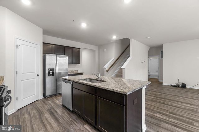 2070 POMONA WAY, Frederick, MD 21702