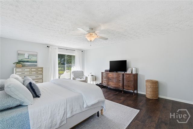 8305 Meadowbrook Road, Savannah, GA 31406